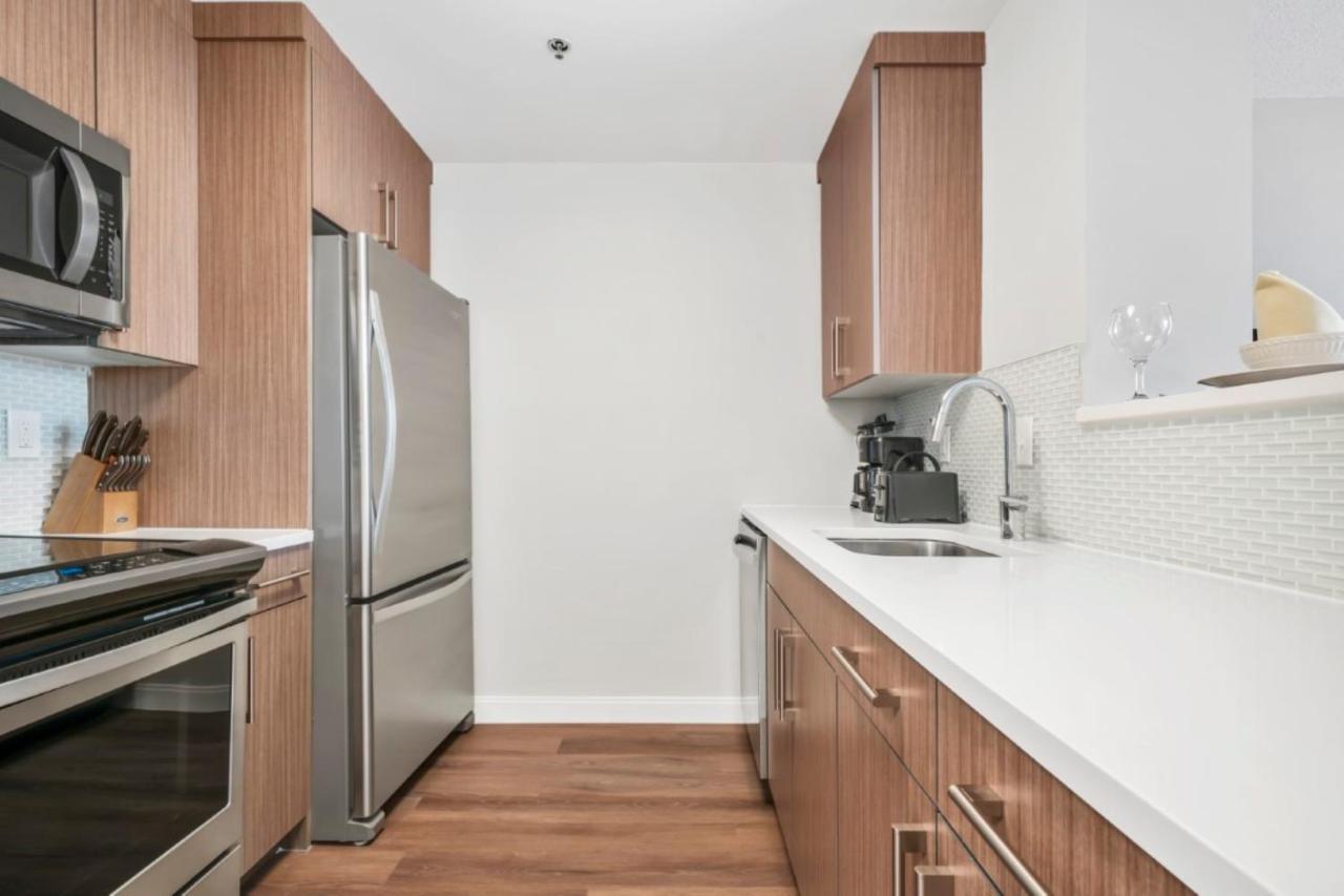 Bluebird Suites Near Newport Centre Jersey City Exteriör bild